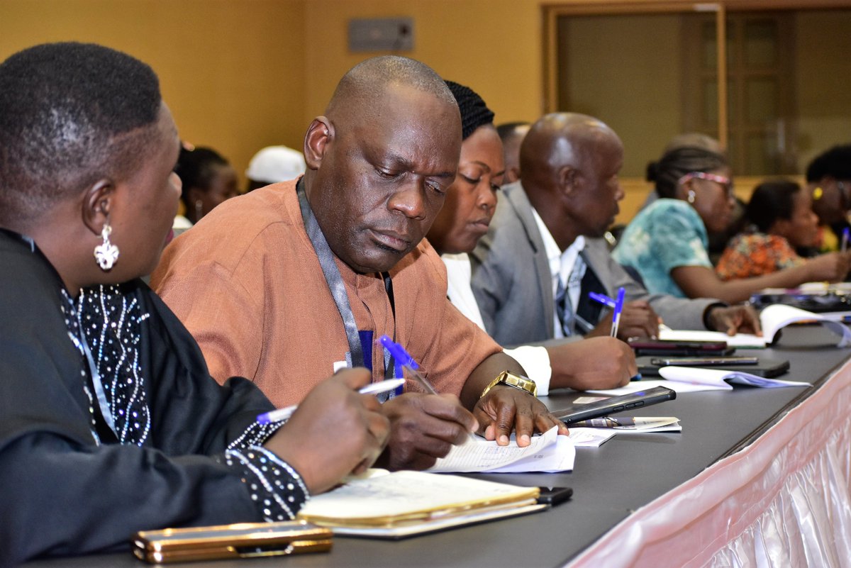 agabadeo's tweet photo. Rooting for increased #PHC financing in Uganda as a top priority. This was during a side session with legislators in @Parliament_Ug and district leaders at Munyonyo-Kla at the 2nd #HPConfUG, chaired by @DianaAtwine and supported by @PATHadvocacy https://t.co/VfbLImTfHN
