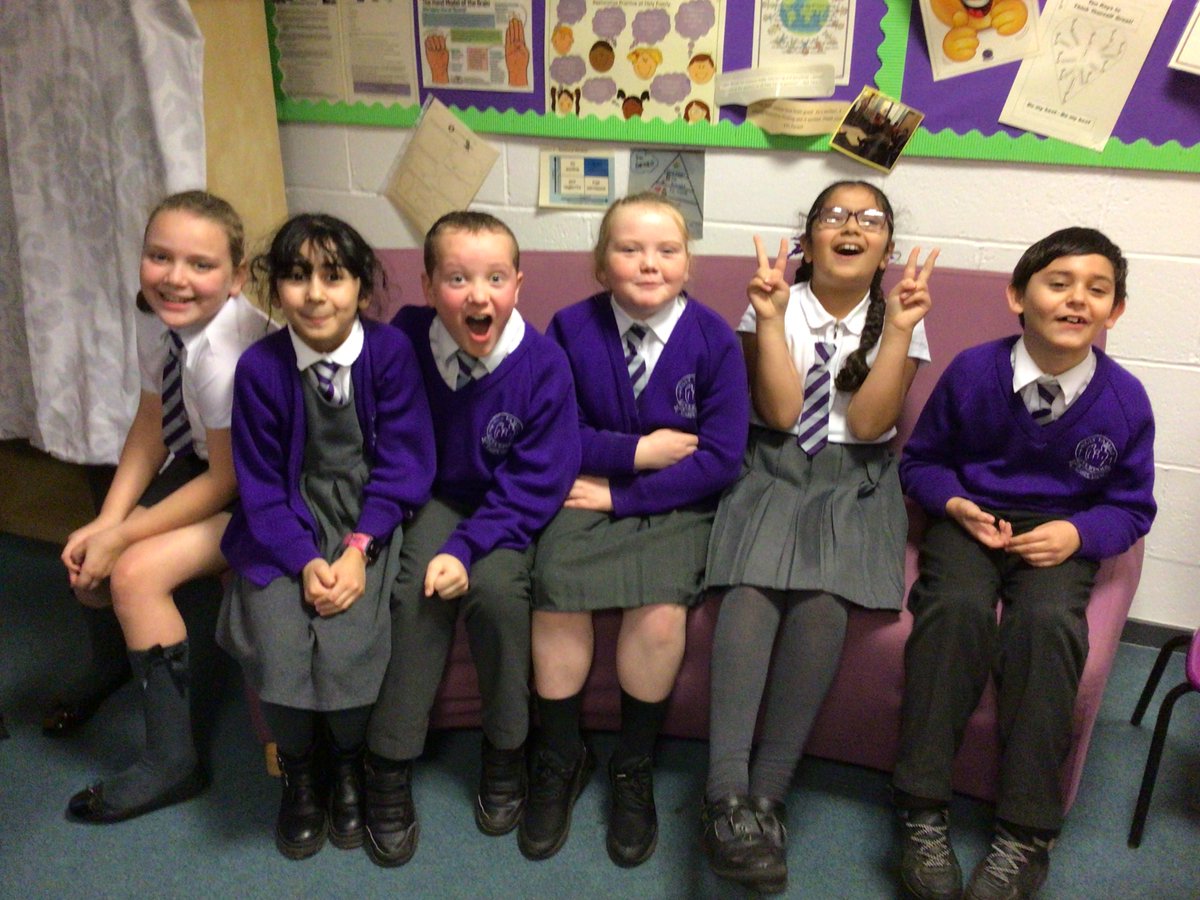 We had an excellent <a href="/Re__Thinking/">Lesley Parkinson 💙</a> Peer Mentor supervision with the Y3 &amp; 4’s. They gave excellent examples of when they have  used  their restorative skills. They have also decided to design a poster to remind people what peer mentors are &amp; what they do! 
<a href="/HolyFamily_RSHE/">Mrs Clein</a>