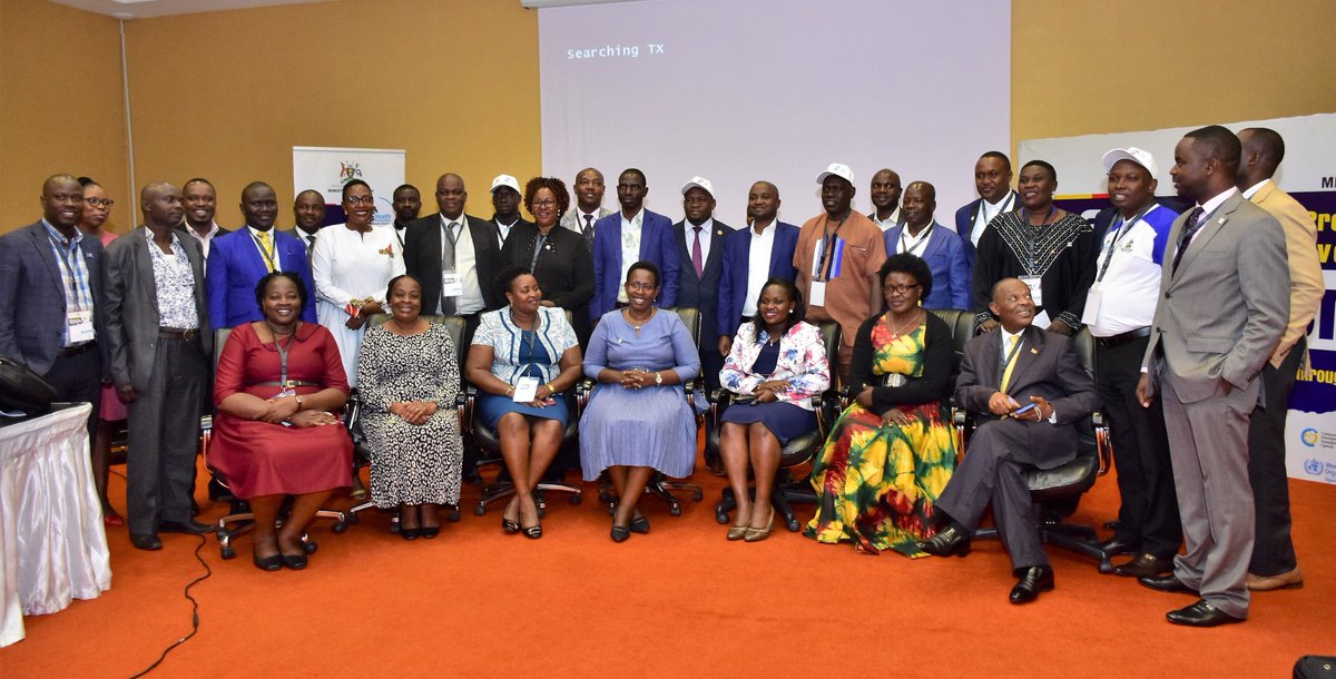 agabadeo's tweet photo. Rooting for increased #PHC financing in Uganda as a top priority. This was during a side session with legislators in @Parliament_Ug and district leaders at Munyonyo-Kla at the 2nd #HPConfUG, chaired by @DianaAtwine and supported by @PATHadvocacy https://t.co/VfbLImTfHN