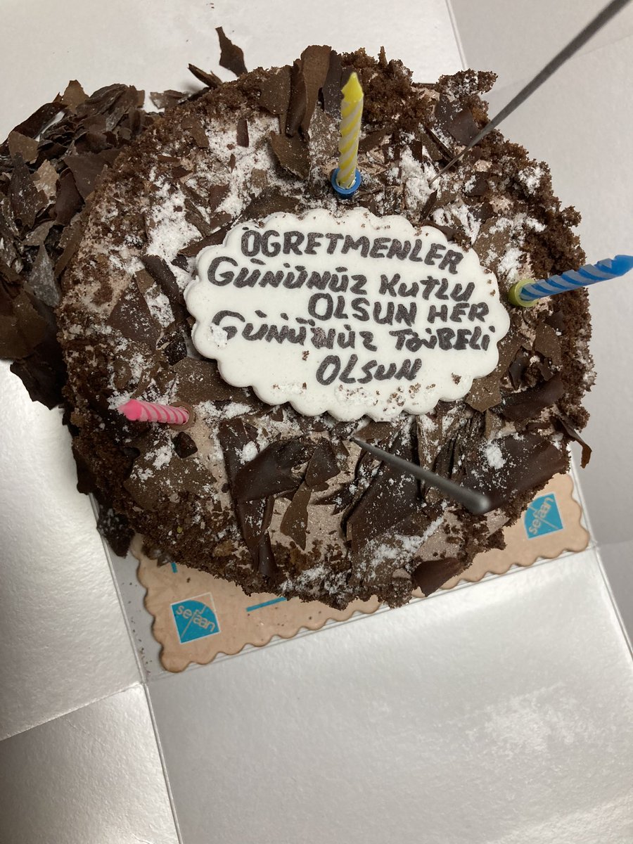 TÖDEV’li yerine tövbeli yazan pastanecinin öğretmenler günü sürprizini mahvetmesi şoku… amin kardeşim amin