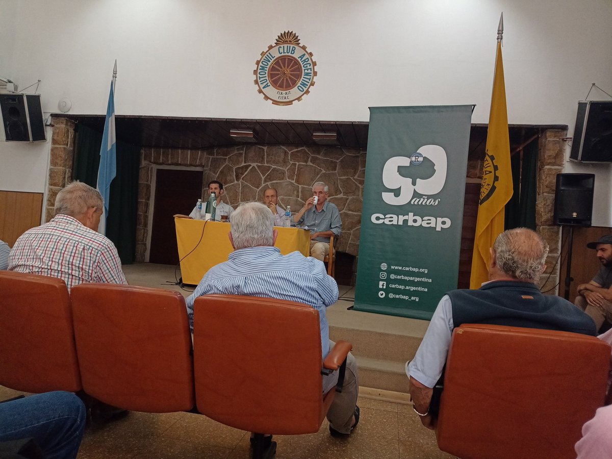 Sesionando el consejo de Carbap en Mar del Plata