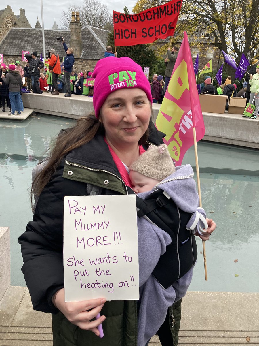 Emma_Seith's tweet photo. Primary teacher Fiona Whitten with a message for @scotgov and @COSLA #EISStrike #PayAttention https://t.co/xjGWKRfsRo