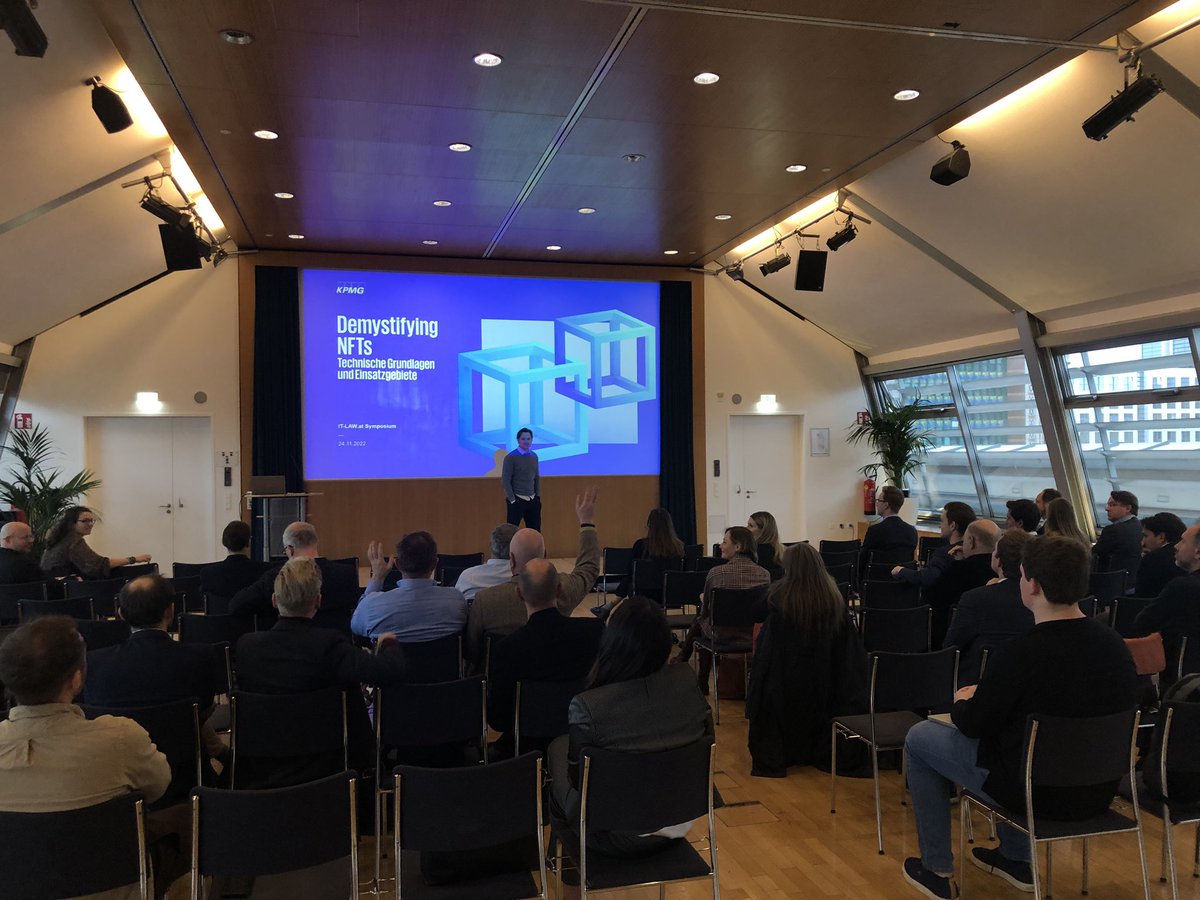 Jetzt: Jakob Tripolt von KPMG - Demystifying NFTs: Technische Grundlageb und Einsatzgebiete

#itlawsymp22 #nft
