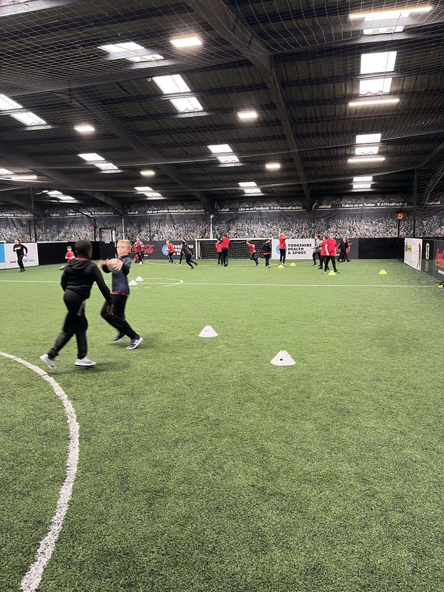 St Giles Academy Pontefract (@stgilesacademy) on Twitter photo Class 6 warming up in preparation for small sided #tagrugby games #PE <a href="/A1FballFactory/">A1 Football Factory</a> Class 6 warming up in preparation for small sided #tagrugby games #PE <a href="/A1FballFactory/">A1 Football Factory</a>
