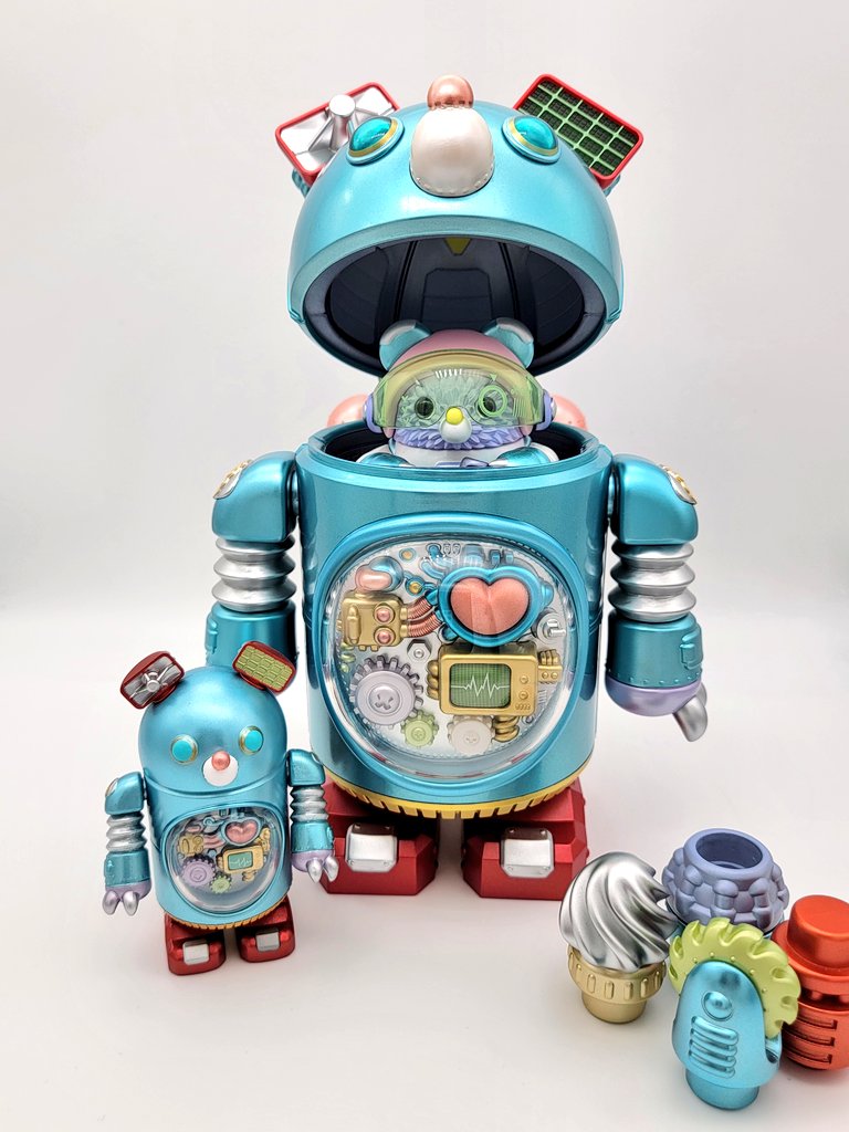 INSTINCTOY Muckey Robot M-8