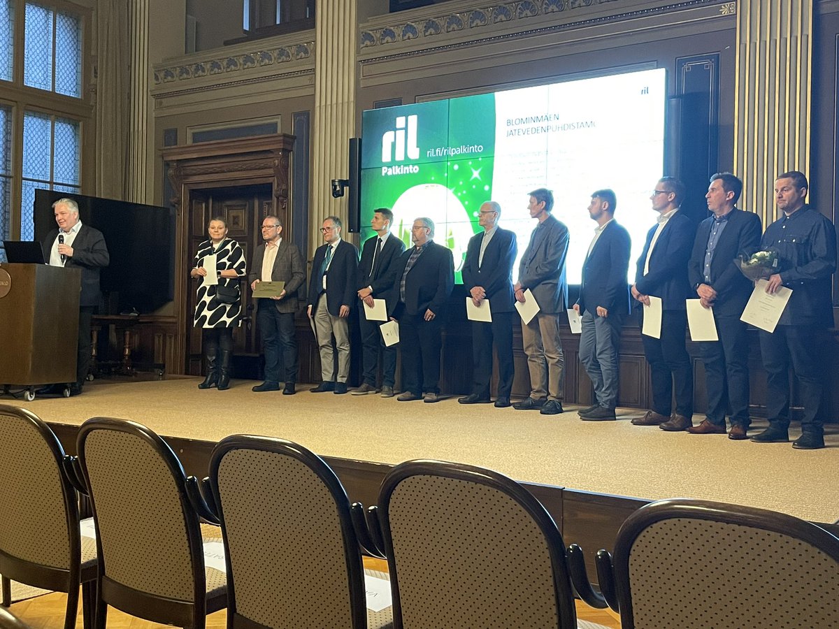 Onnittelut Blominmäen jätevedenpuhdistamon tekijät RIL-palkinnosta 2022 <a href="/hsy_fi/">HSY</a> <a href="/RAKLIry/">Rakli ry</a> <a href="/RILInsinoorit/">RIL</a>