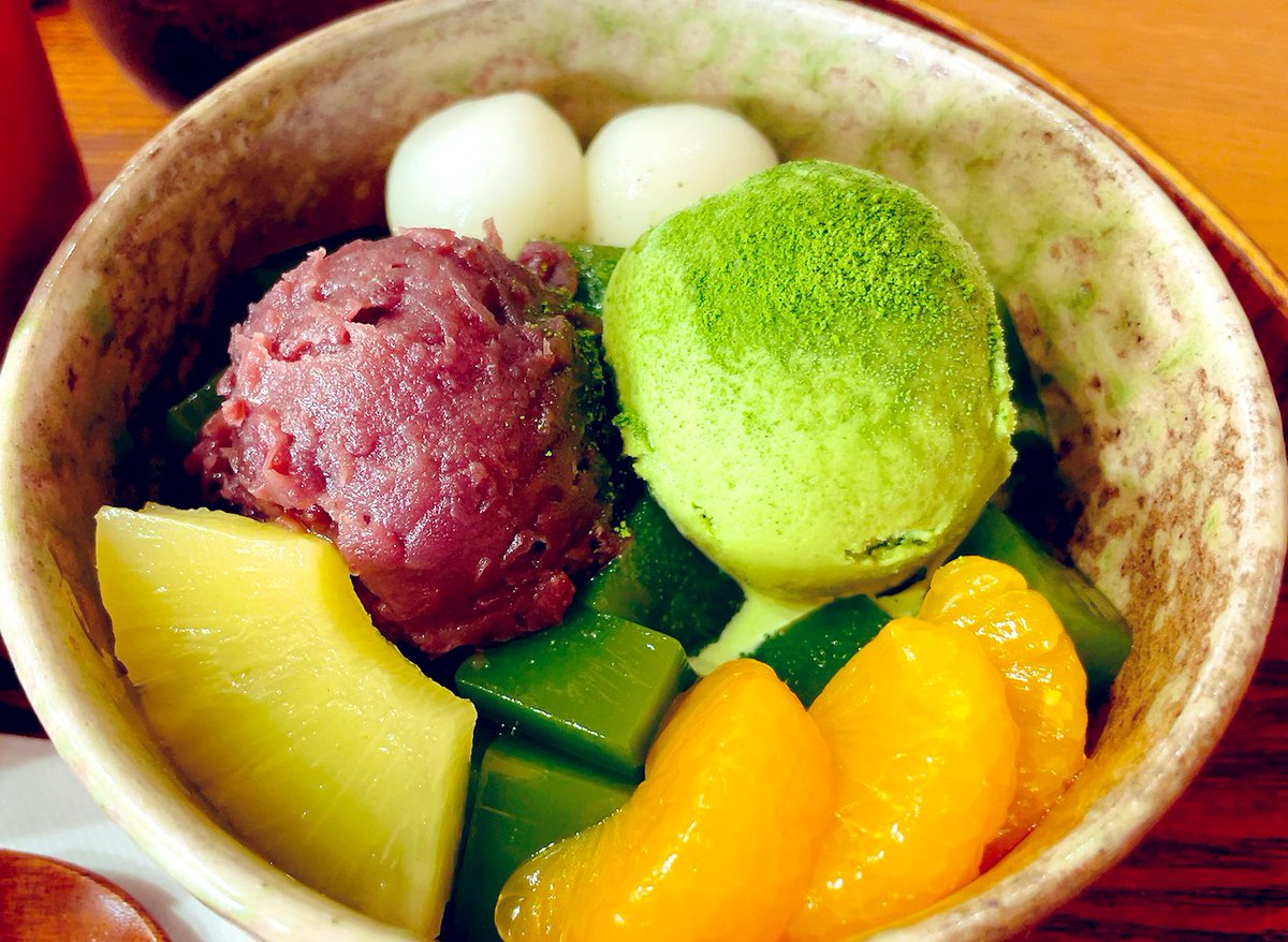 IhoriMika's tweet photo. 明日ラジオ📻だー♡
【10時～12時】
≪UUラジオ854≫
出演10:00ー10:40分ごろ
@fmuu854 
かめちゃん🐢よろしくお願いします
@eigo_letus_sing 

お題
昨日の夕ごはん…
みかん🍊あんみつ🍲
ネギ入りうどん🥰 https://t.co/XkgtMNMslt