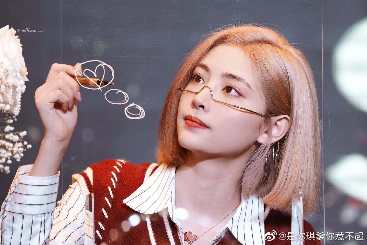 Hallo, long time no see you everyone 🤍 don't get bored with everyday in the life here. keep looking happiness