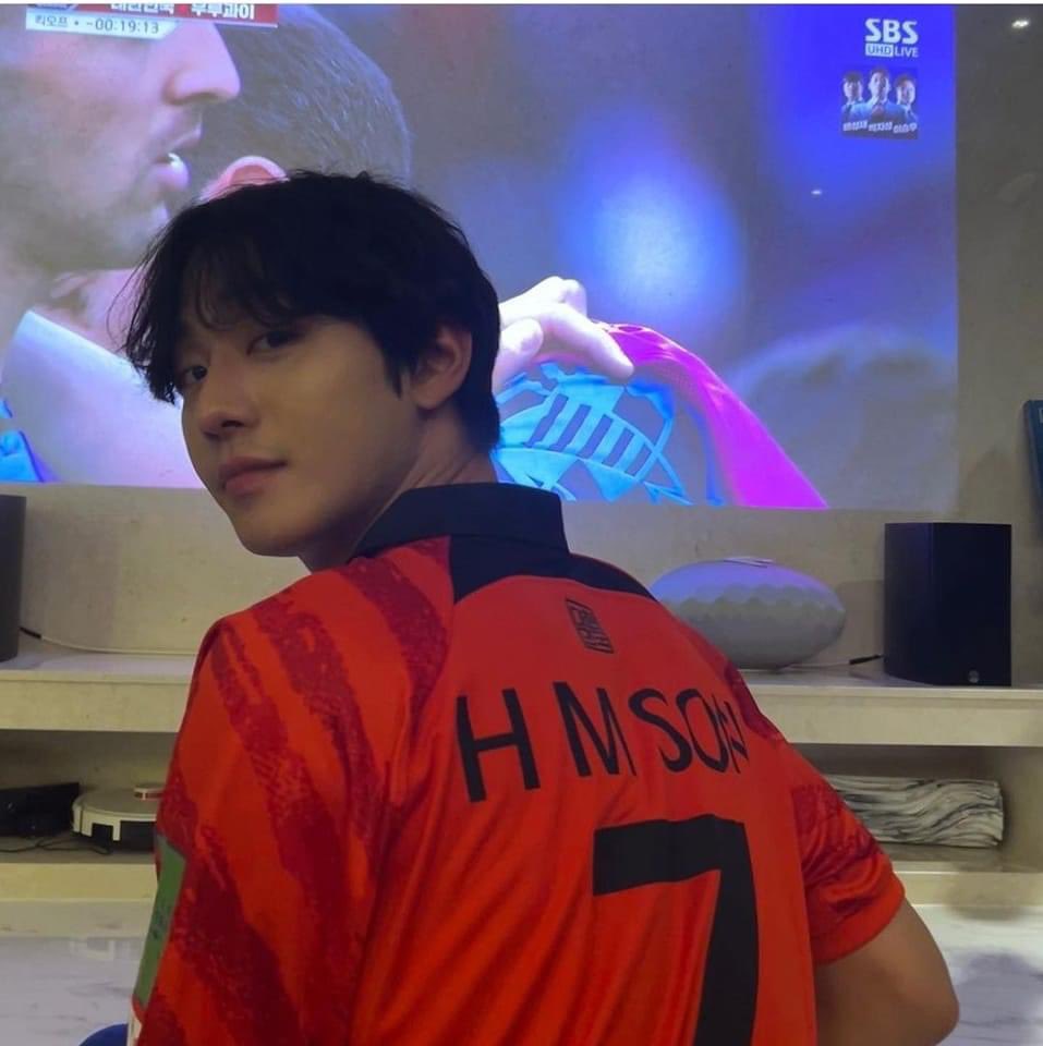 @jsmtjyygyjbbjb's photo on Pluto