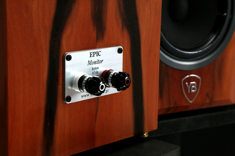 frankhasselriis's tweet photo. YB Epic Monitor from Poland 🇵🇱 with Scan-Speak 🇩🇰 Ellipticor drivers 😃
https://t.co/K7Mpolw6nT
#scanspeak #YB #epicmonitor #loudspeakers https://t.co/7JVOl8GcOT