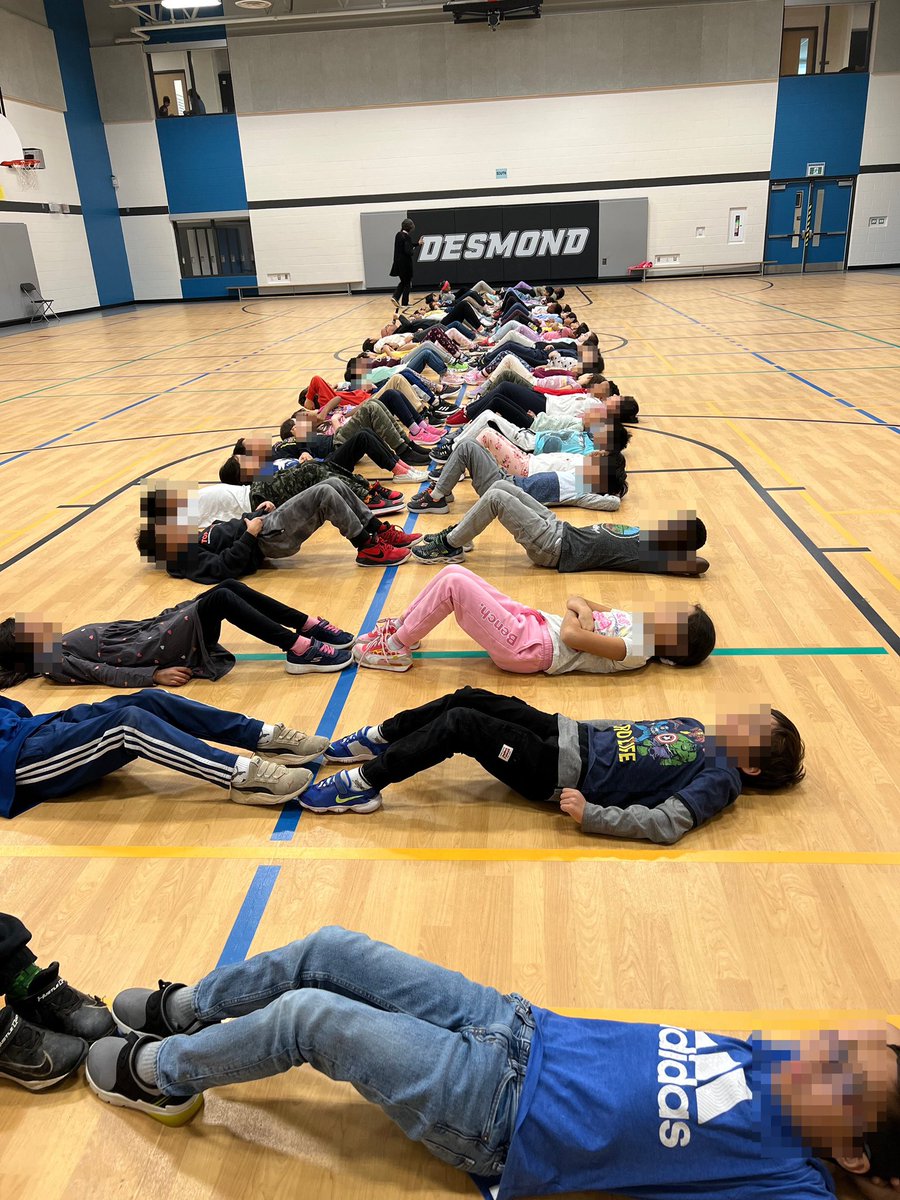 This was too epic not to snap a pic!!! We love our gym periods 😂🔥 <a href="/MadameArsicot/">Helen Arsicot she/her</a> <a href="/Desmond_Den/">Desmond Den</a>