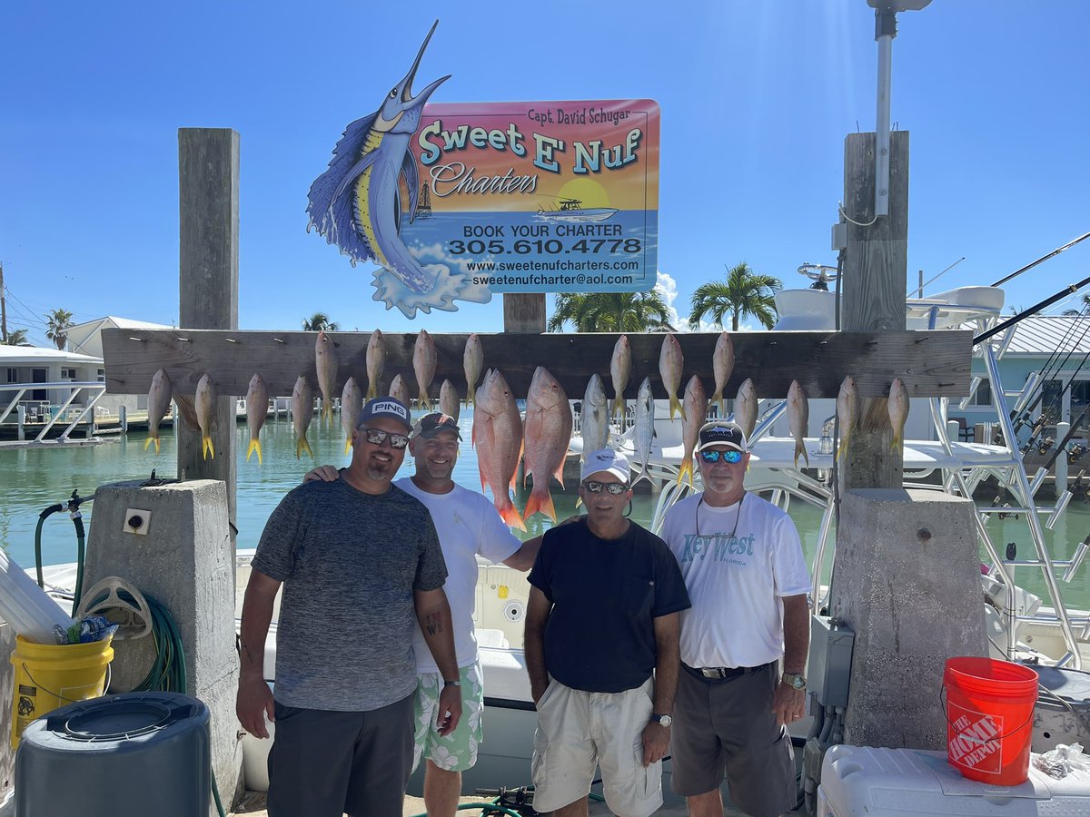 CaptDaveSchugar's tweet photo. Great bite aboard the Sweet E’Nuf Charter Boats #charterfishing #marathonfishingcharters #sweetenufcharters https://t.co/Un30Fo4MaX
