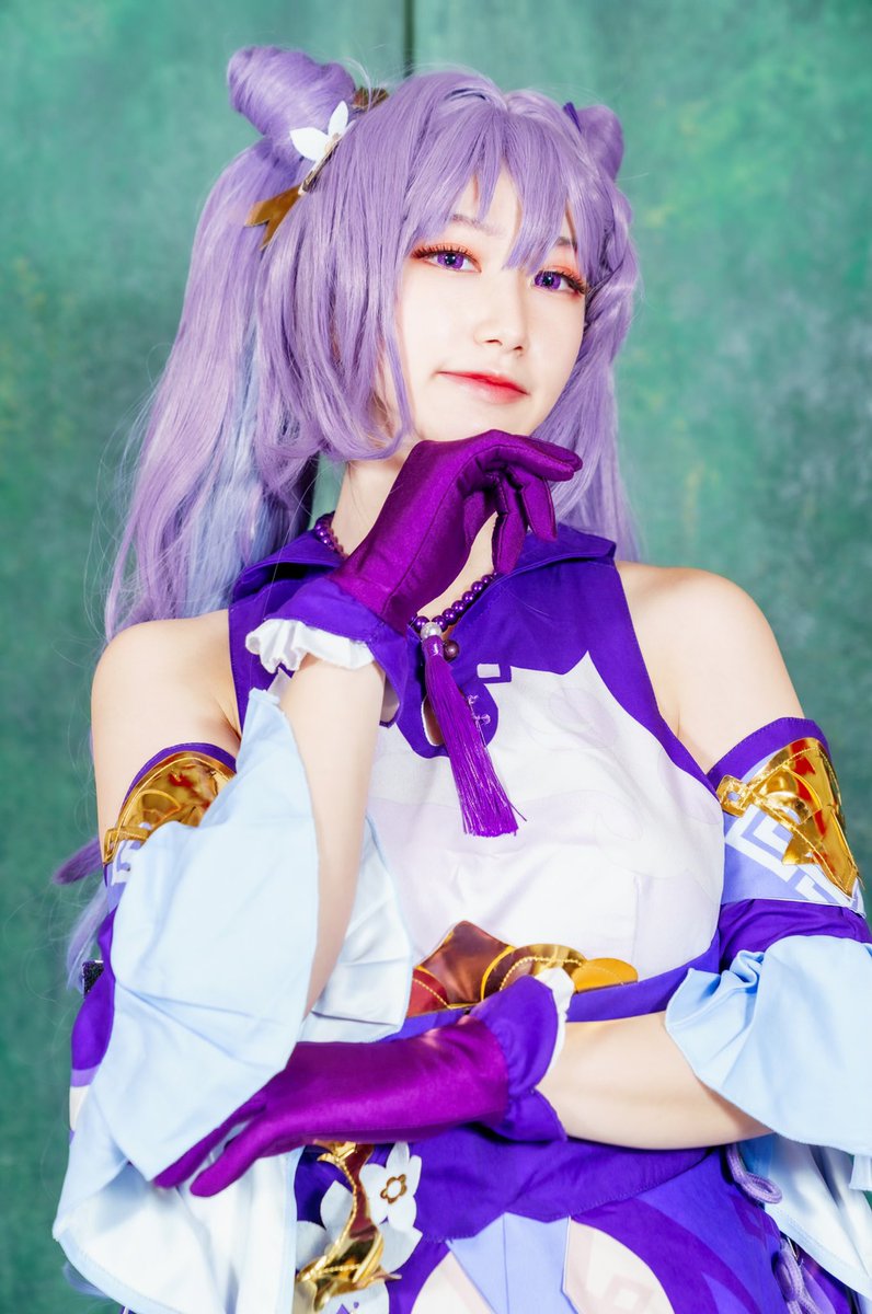 あやな tweet media