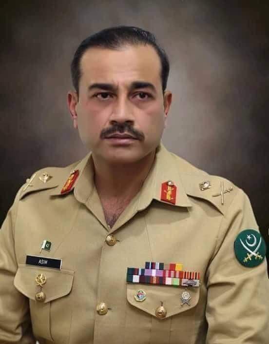 Muzafarthoughts's tweet photo. So Asim Munir will be Pakistan next Billionaire... https://t.co/596pyvqFnF