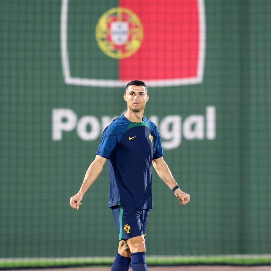 SyedHanif20's tweet photo. CR7❤️ https://t.co/1Q7hWG7ns5