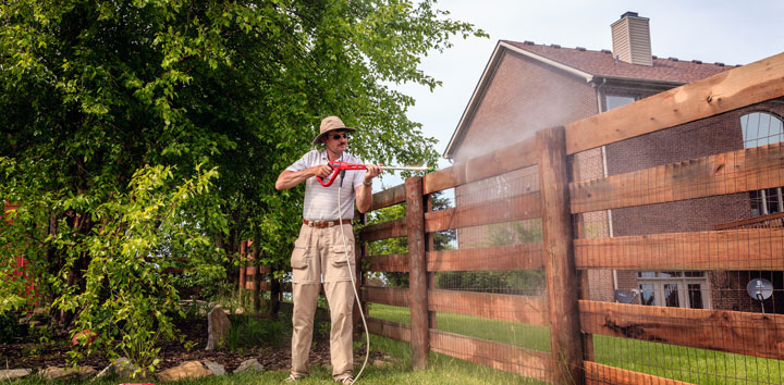 Have you seen a Fence DIY and looking forward to implementing it without any experience? It might be challenging. Read our blog to learn the benefits of hiring a #FenceInstallation professional who can help you with different #FenceInstallationTechniques. 
lahabrafence.com/blog/building-…