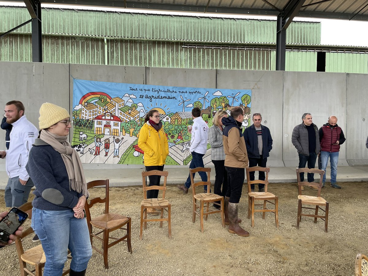 Agridemain's tweet photo. C’est partit pour la visite du site de Methalaborde à Grenade sur l’Ardour au GAEC de Laborde : au programme visite du chantier de methanisation et ensuite un debat @Agridemain @GRDF @Co_Farming  sur le réchauffement climatique @FoBasile @Jbvervy https://t.co/EioqxBKAAS