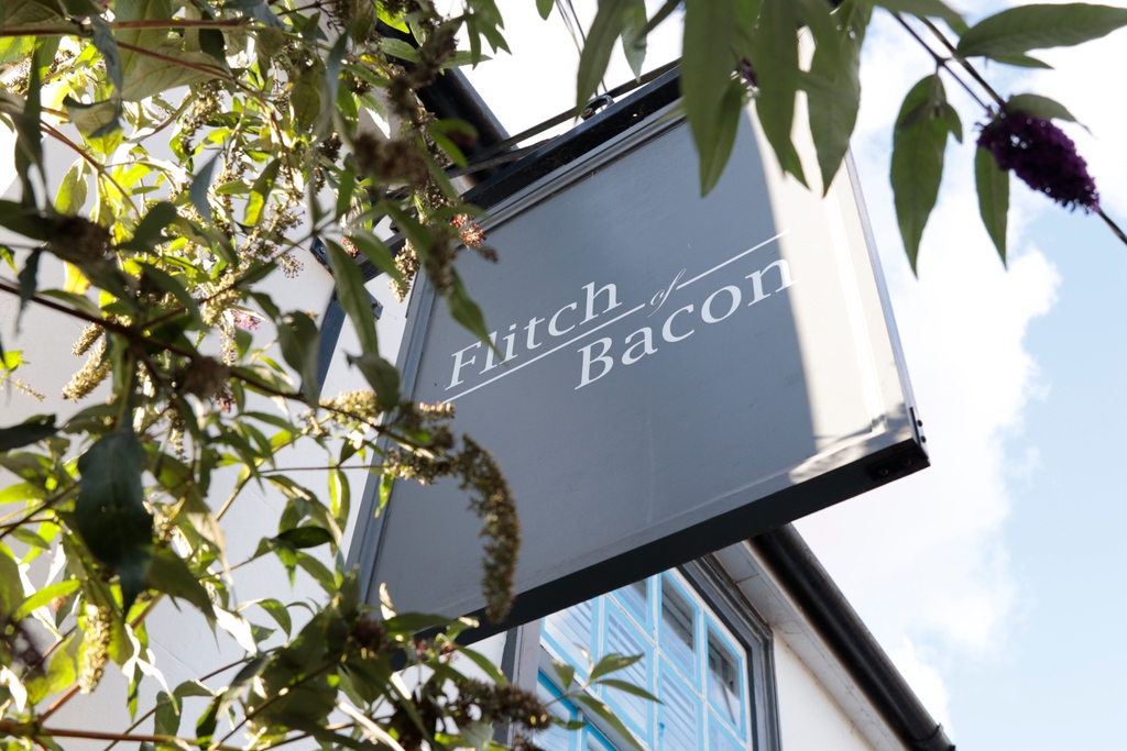 We're open 5 days a week, Wednesday - Sunday, offering a range of delicious menus which are renewed regularly.⁠
We've also recently launched a kids menu so that the whole family can enjoy Sunday lunch together.⁠
⁠
Photo credit: @sirius_rebel (Lesley Eliza Harvey)