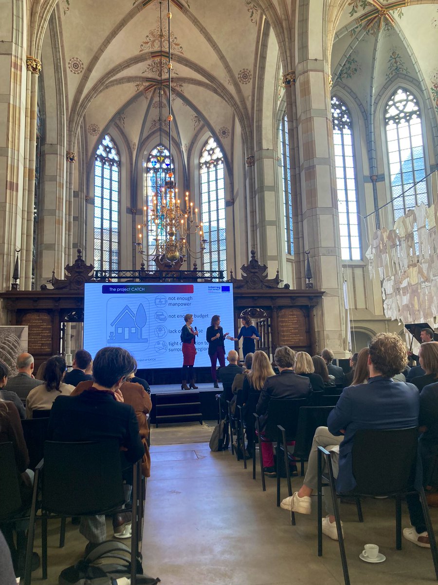 st_vii's tweet image. How can we help medium-sized cities better to become #climateresilient?

The @NorthSeaRegion project @CATCH_interreg developed several great tools incl. catch-tool.com as presented today at the final conference with @Vechtstromen @gemeentezwolle 🤓 Go have a look! 👨🏼‍💻