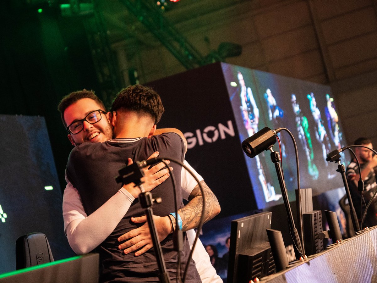 GX TOMASZY tweet media