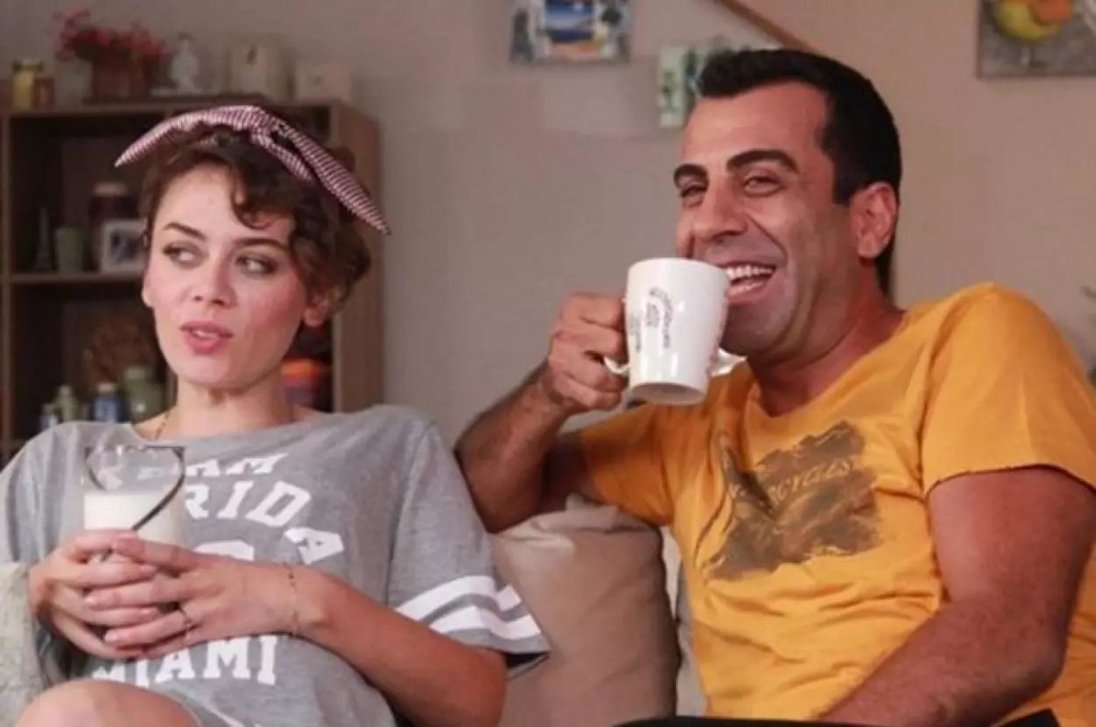 Günümüzü şenlediren o haber geldi🤩
1 Kadın 1 Erkek geri dönüyor! Tahmin edilenin aksine dizi Netflix'te değil Blutv'de yayınlanacak.