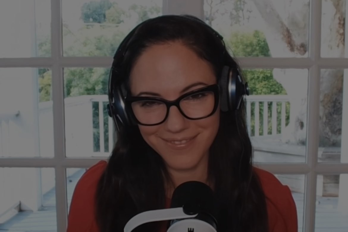 +-(doing my annual Thanksgiving #BloodQueen podcast for the Fae’s under my rule with my beloved <a href="/lilmomz/">Michaella|Parody</a> )