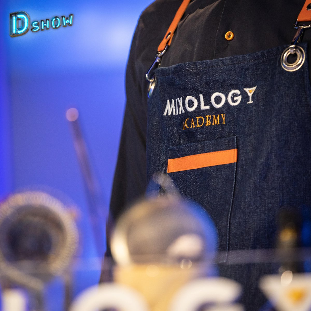 Ci trovate ogni Mercoledì alle 22:00 sul canale 68 insieme a Gabriele Costanzo per qualche drinketto interessante e ai ragazzi del D-Show!

#mixologyacademy #tv