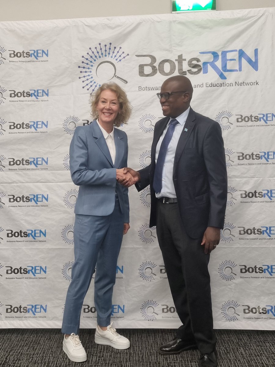 benittoseema's tweet photo. @UbuntuNet The Minister Segokgo officiated at the ongoing BotsREN conference https://t.co/5sCtM8W3ep