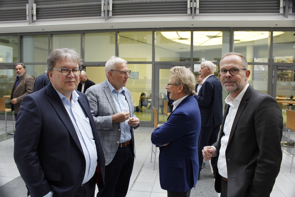 Hauptverband der Deutschen Holzindustrie tweet media