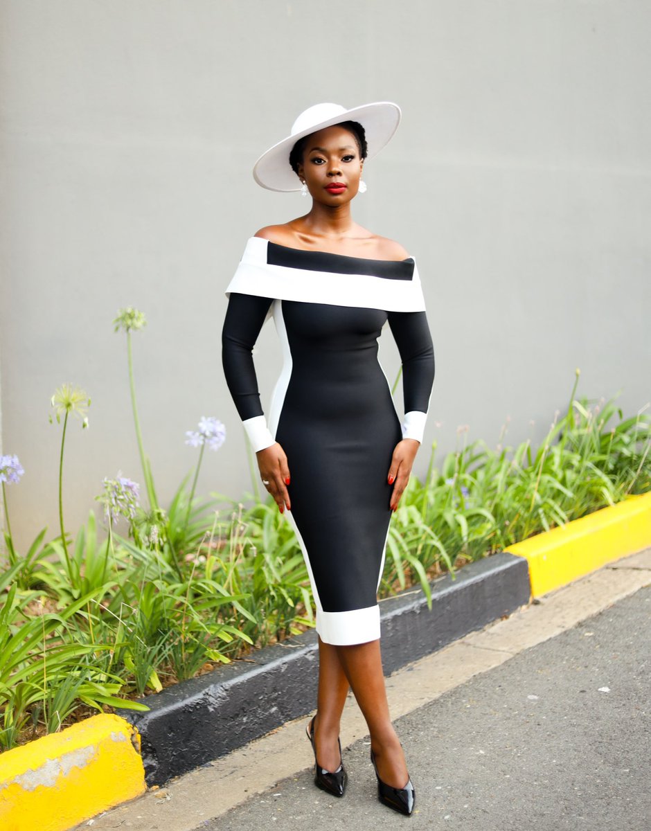 PhilMphela's tweet photo. If “make an effort” was a person in this industry, Nambitha Ben Mazwi would be that. 

Pity our red carpets are rarely organised to showcase such effort. 

I see you Queen. Not a fashion person but I appreciate the effort to elevate the game and have fun 😉 https://t.co/qFq9prxCmy