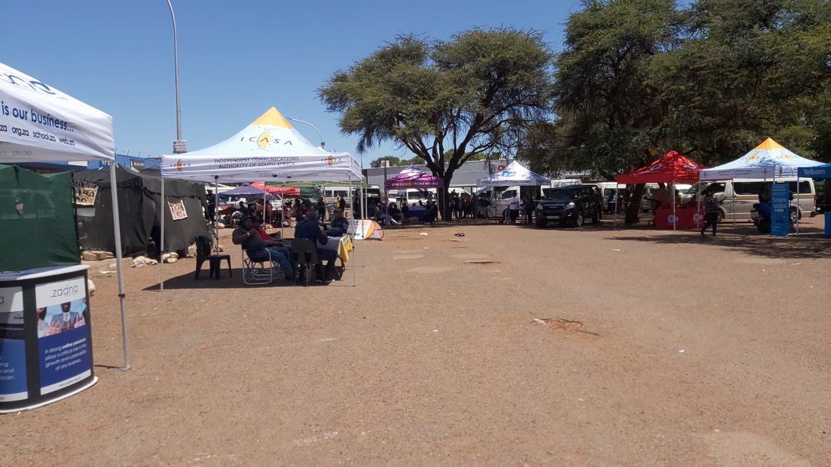dotZADNA's tweet photo. We conclude our visit to the Kathu Shopping Centre alongside @ICASA_org.
We engaged the community of John Taolo Gaetsewe and discussed the importance of a strong online presence and what it means to have a .za domain name.
#dotza #domainnames #onlinepresence https://t.co/jlLd2cvZig
