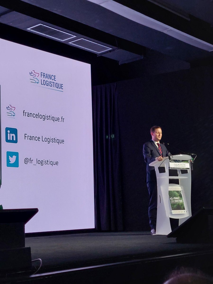 UnionTLF's tweet photo. Aujourd'hui, 1ere édition de la Journée de la Filière #Transport de Marchandises et Logistique organisée par @fr_logistique dont @UnionTLF est membre fondateur.
@CBeaune y évoque une stratégie 🇫🇷 de la #logistique qui sera annoncée lors d'un prochain #CILOG prévu 12 décembre 📅 https://t.co/6LC3K0F8t2