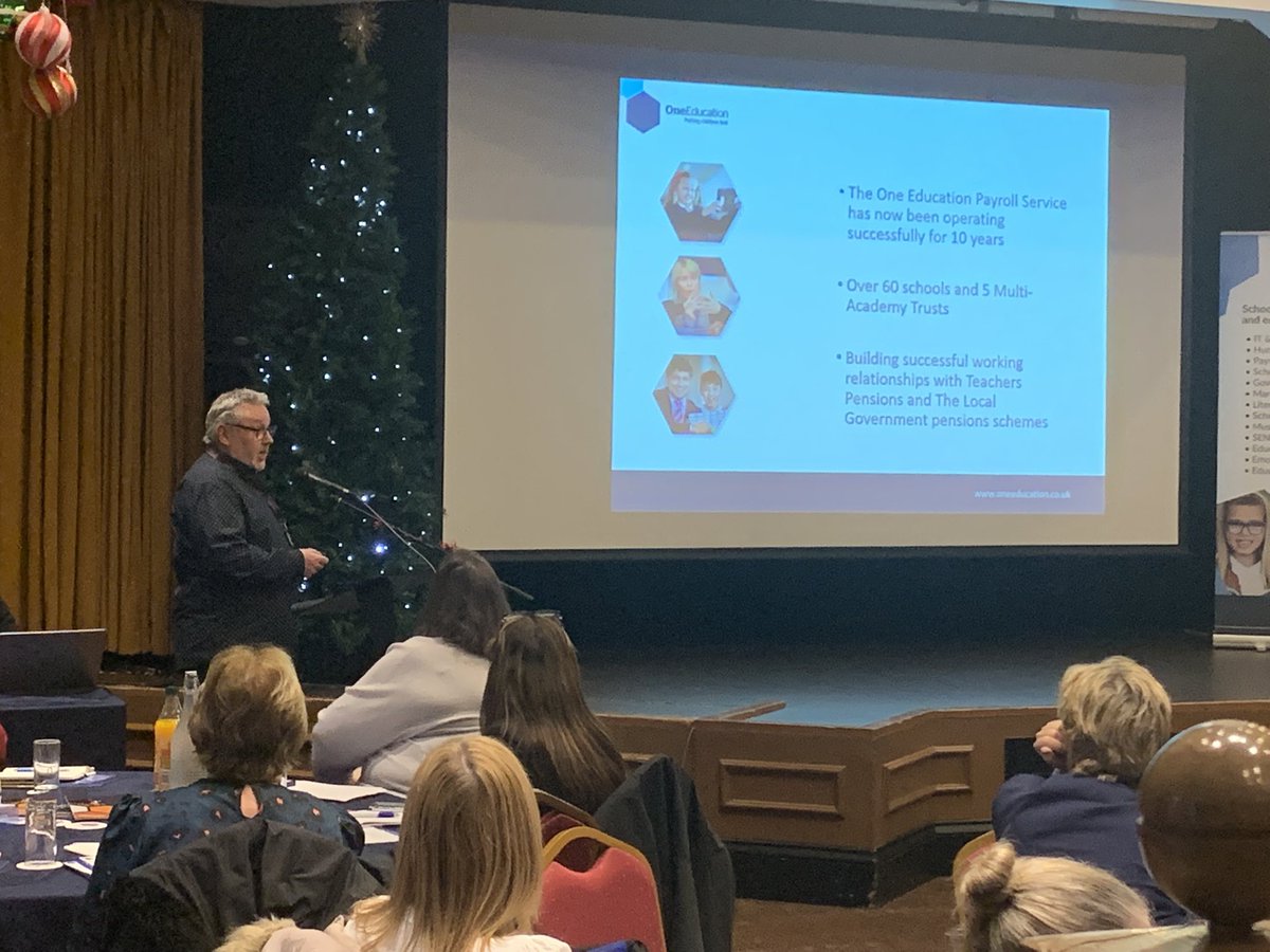 OneEducationHR's tweet photo. Also this afternoon @DaviesOe from @OneEducation #Payroll busting some myths and highlighting new developments https://t.co/ijFmnKhcey