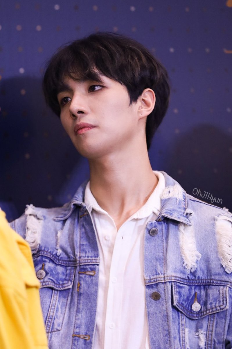oreoh1107's tweet photo. ถ้าคิดถึง... ก็ต้องไปหาใช่มั้ย? 😄
#YongKwon #용권
#SevenStars #SevenStarsTH
#PraewTalkRound3 https://t.co/KV54ZljXOn