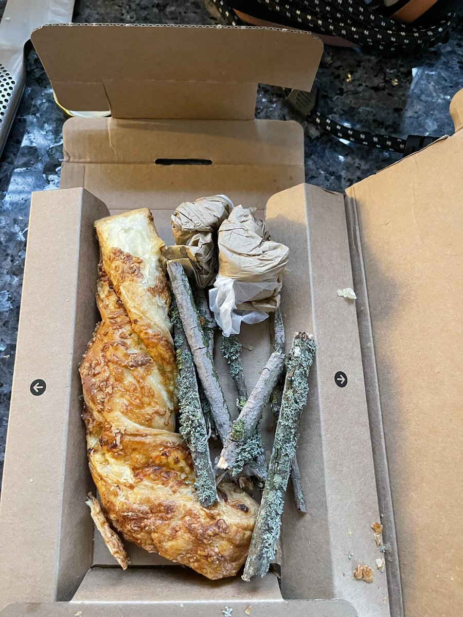 jamescopperwait's tweet photo. So had some fun this week with @Apple @AppleUK_ when my new iphone turned up. Either @dpd courier or @dpd collection point shop @postoffice #croxleygreen stole it and left me this, and apparently this is now my problem? https://t.co/i0hBD70Bd5