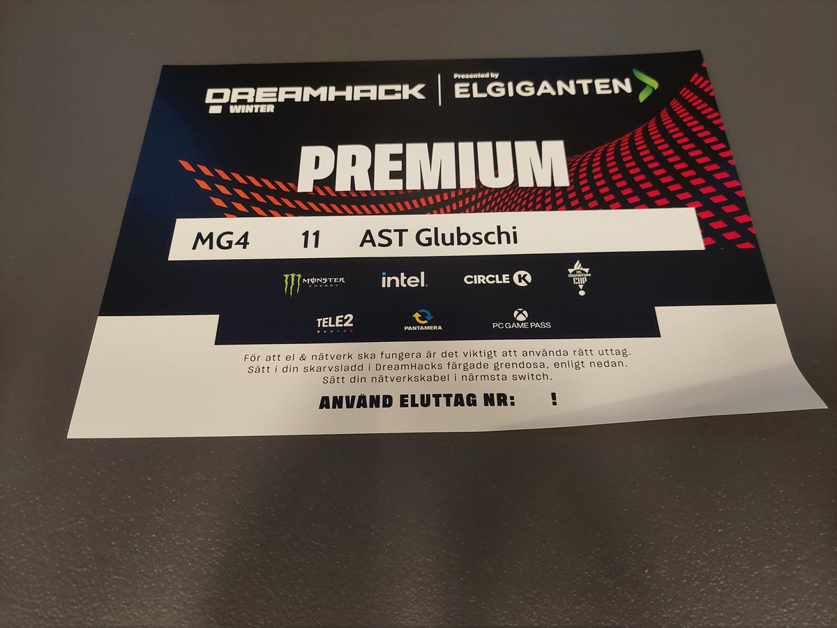 AIGHT Lucky tweet media