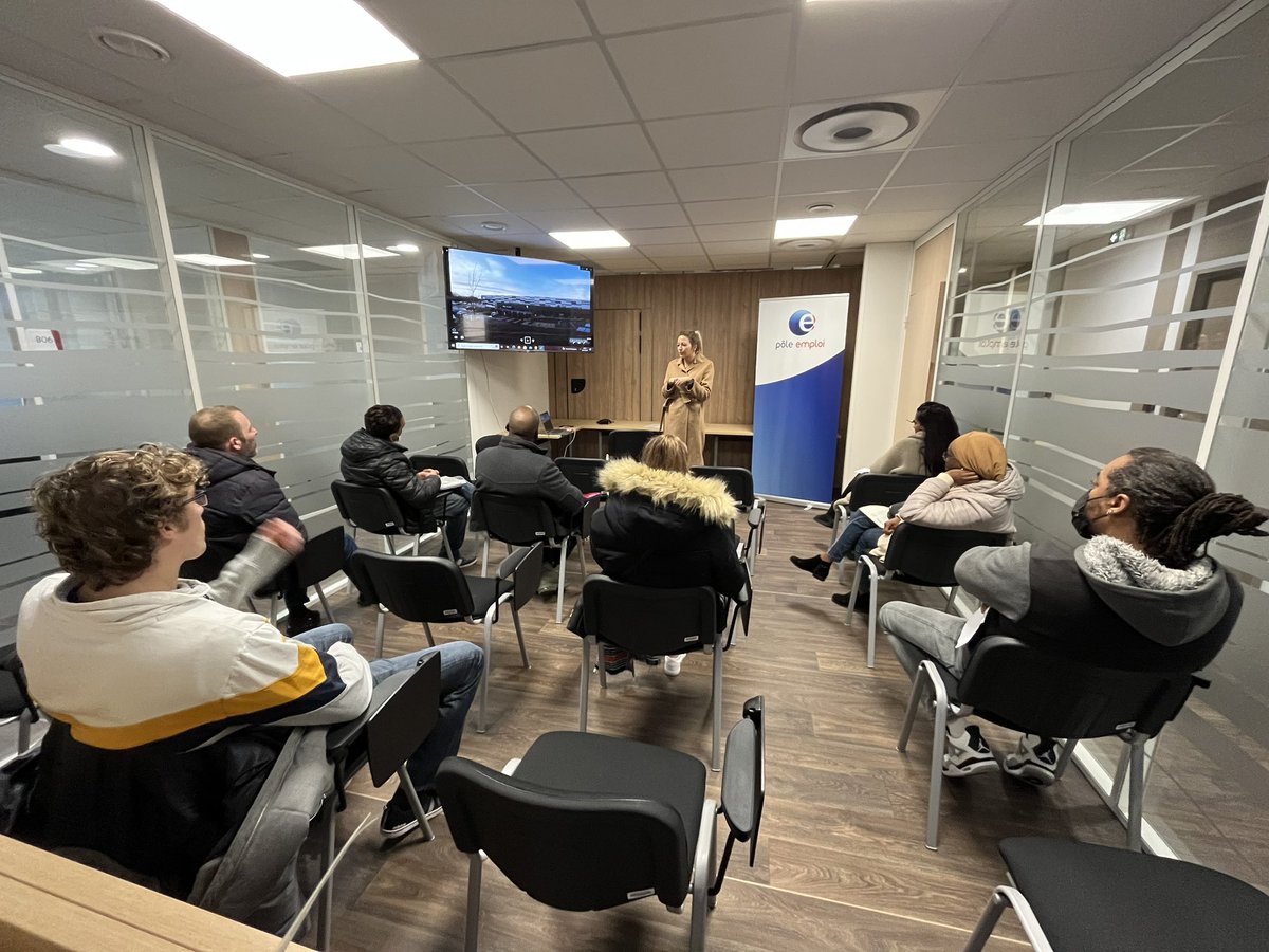 ⏰C’est toute la semaine ⏰ #ReussirSansAttendre #Recrutement #logistique 📦! @decathlon Lompret a  rencontré 11 candidats pour des postes de préparateurs de commandes 📦➡️ 5 candidats ont validé l’entretien et seront recontactés la semaine prochaine🔝👏 <a href="/DoleRudy/">Rudy Dole</a> <a href="/SylvieMaeseele/">Sylvie Maeseele</a>