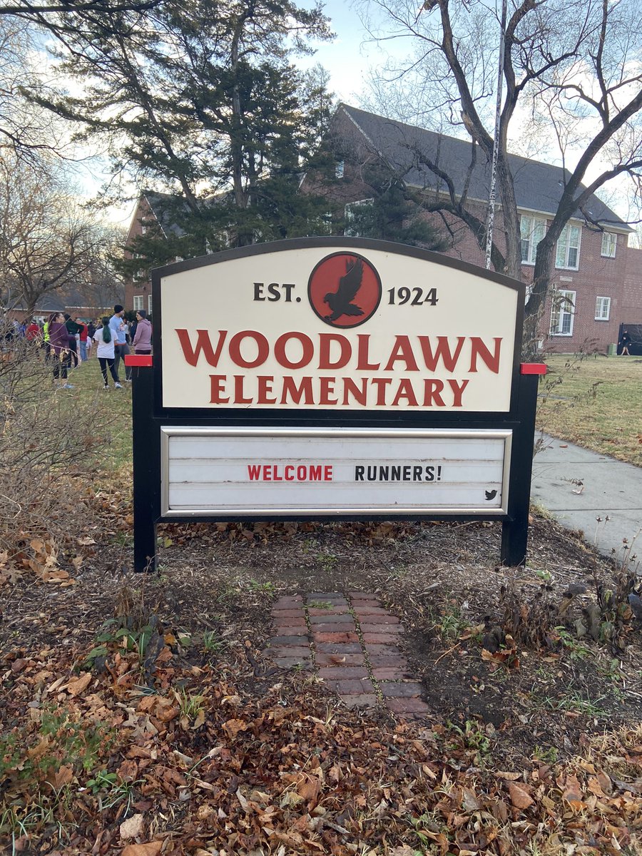 HealthFundDavid's tweet photo. Happy Thanksgiving! Ready for the #RunLawrence 5k. Gobble gobble. #LFK https://t.co/u3rNgppvBF