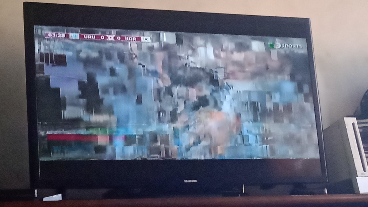 juliansdm's tweet photo. Es muy difícil ver un juego de fútbol así. @InterCliente #dsport #catar2022 https://t.co/50uY1zyhux