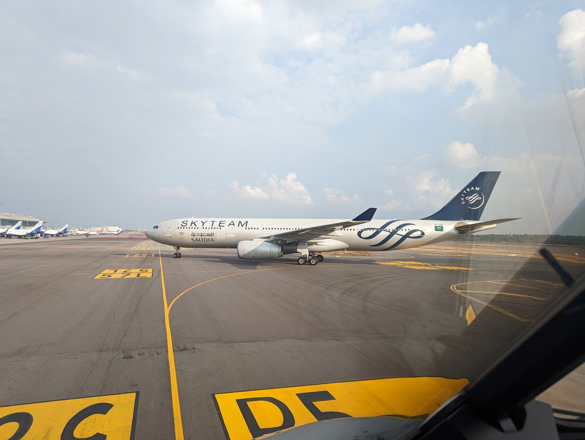 6eprasad's tweet photo. Ooh la la!!! What a beauty!
#pilots @SaudiAirlinesEn https://t.co/u3tBxkl6lN