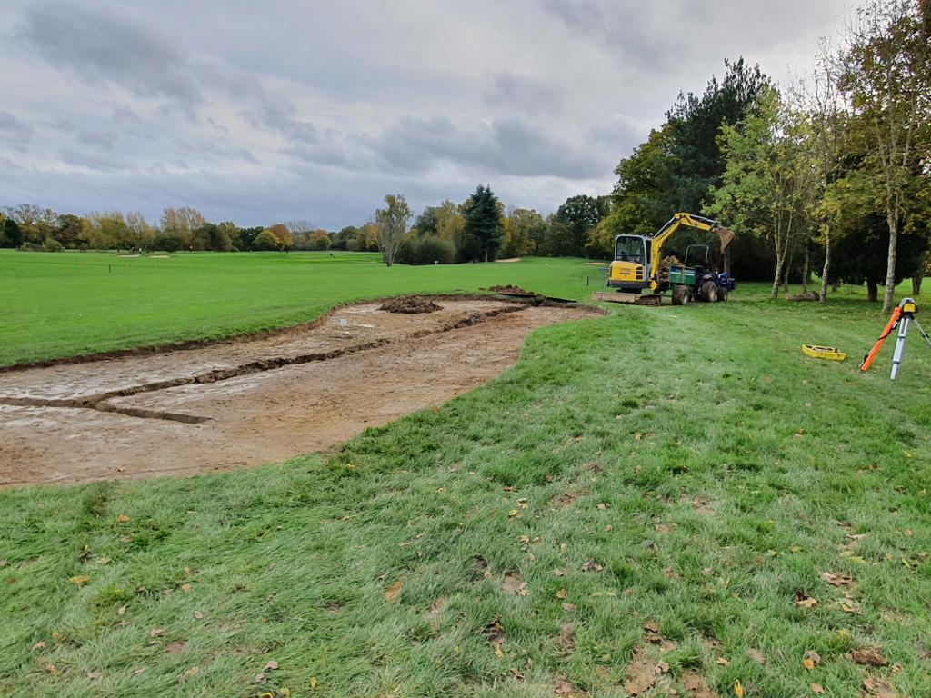 NickDowe's tweet photo. Weather was not kind to us for this project. Glad to get it wrapped up before conditions get even worse. Only one more GUR bunker to address at Poult Wood Golf Course @tmactiveleisure. https://t.co/6YcEhsPCLz