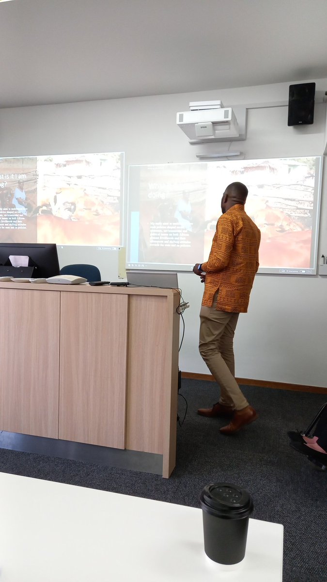 Jabulani Shaba (@jabulanishabazw) on Twitter photo Peter Uledi @mr_uledy reflecting on Environmental policing in the tribal trust lands and African Peasant responses, 1960-2017 <a href="/Stell_History/">Stellenbosch History Department</a> <a href="/gita_davids/">Gita Davids</a> <a href="/TeveWekwaMuguti/">Teverayi Muguti</a> Peter Uledi @mr_uledy reflecting on Environmental policing in the tribal trust lands and African Peasant responses, 1960-2017 <a href="/Stell_History/">Stellenbosch History Department</a> <a href="/gita_davids/">Gita Davids</a> <a href="/TeveWekwaMuguti/">Teverayi Muguti</a>