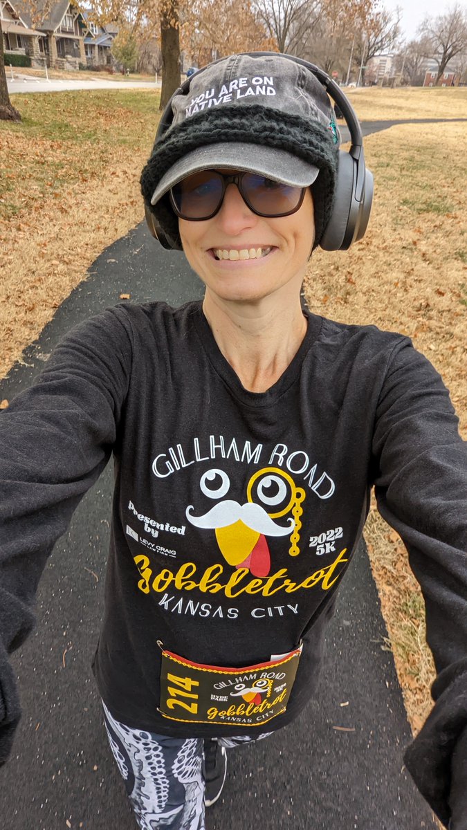 thewickedlala's tweet photo. Not only was this year, probably the worst year of my entire life, it was also the last year of my 30s. Alot of things I wanted to accomplish this year before I was 40 were put on hold
Today I can happily say that I am at least accomplishing one goal. Today I run my first 5K https://t.co/QrhKLYNhhd