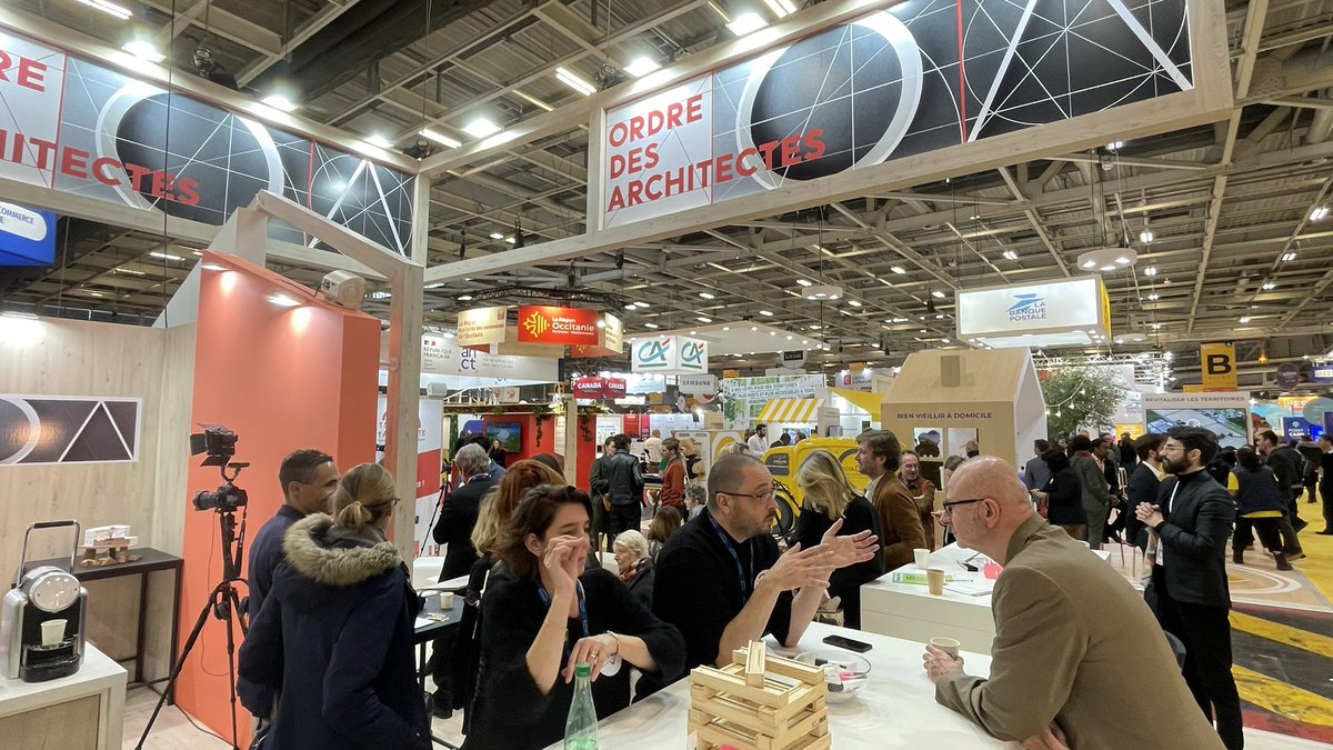Architectes_org's tweet photo. Et c’est ainsi que se termine cette 3ème et dernière journée au @salondesmaires pour le #CNOA ✨
Merci de nous avoir suivi tout au long du #SMCL2022 et à l’année prochaine !
#1maire1archi #teamarchi https://t.co/uGzUXbbNkv
