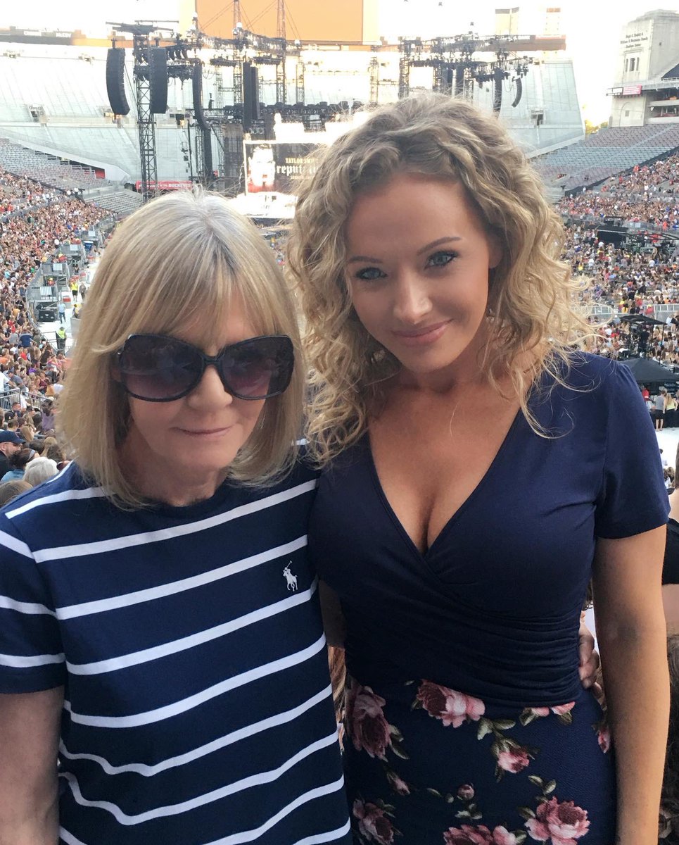 webn's tweet image. From our families to your family, Happy Thanksgiving! 🦃🍽 

Listen to WEBN at your holiday celebration: webn.com/listen