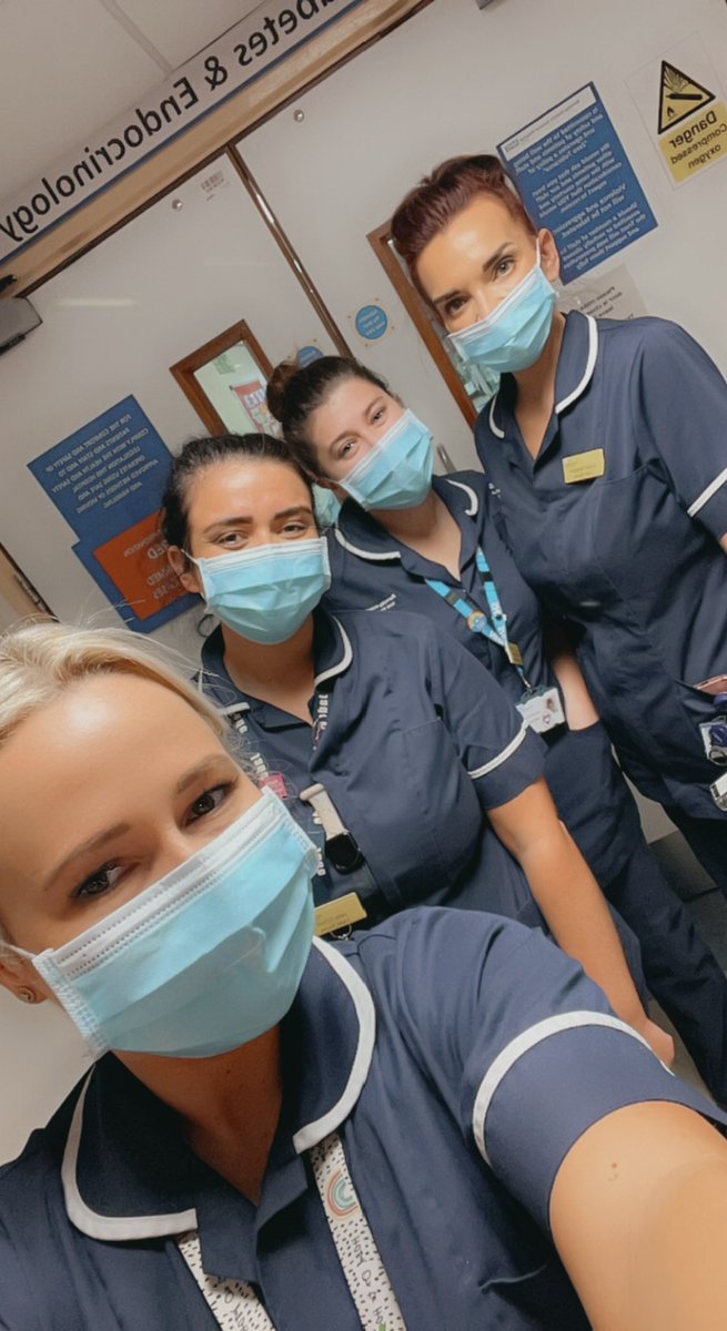 Teamwork makes the dreamwork 🙌🏻 @BarnsleyFallsCG <a href="/loubygallagher/">louise gallagher</a> <a href="/barnshospital/">Barnsley Hospital</a> #supporteachother #teamworkmakesthedreamwork #proudtocare <a href="/CBU1_BHNFT/">CBU1_BHNFT</a>