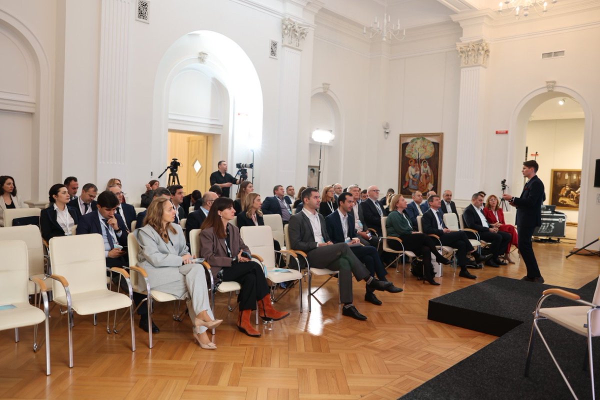 Green for Growth Fund tweet media