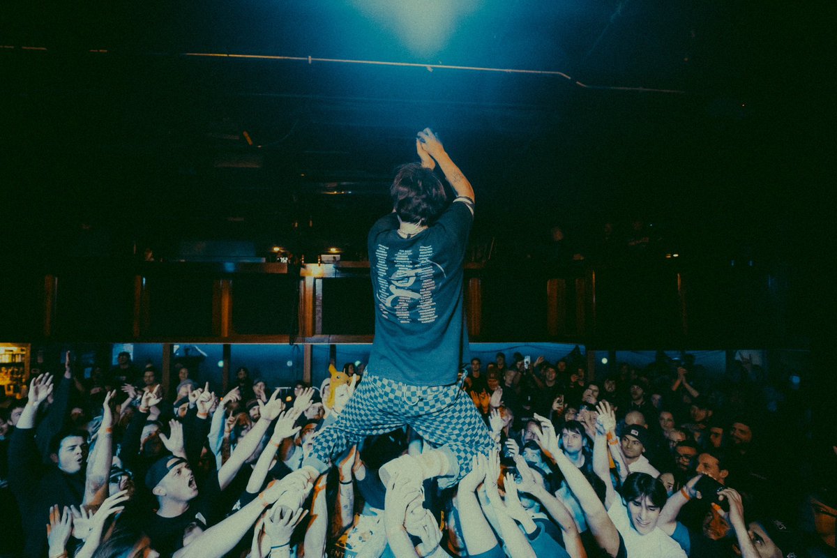 AVOID ⚡️ KICKS ASS tweet media