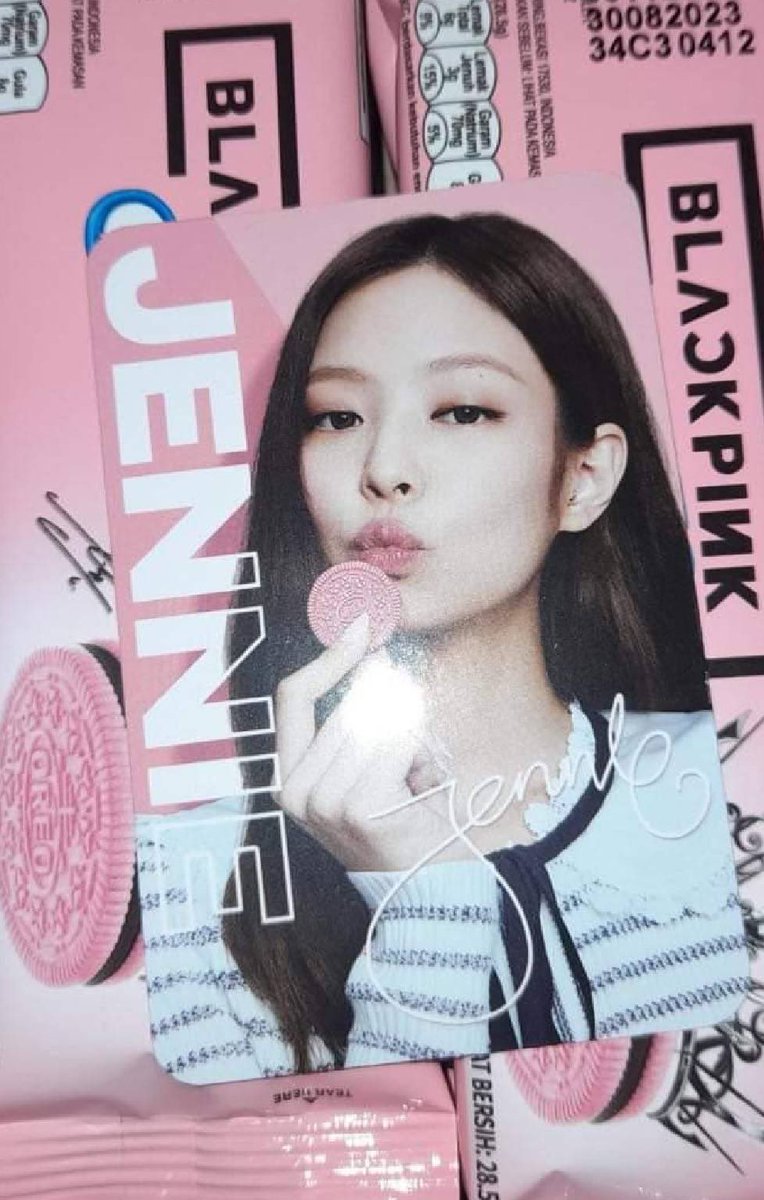 BBU_BLACKPINK's tweet photo. #BLACKPINK  x OREO Photocards 

#BLACKPINK  @BLACKPINK @Oreo https://t.co/97WObfhkNn