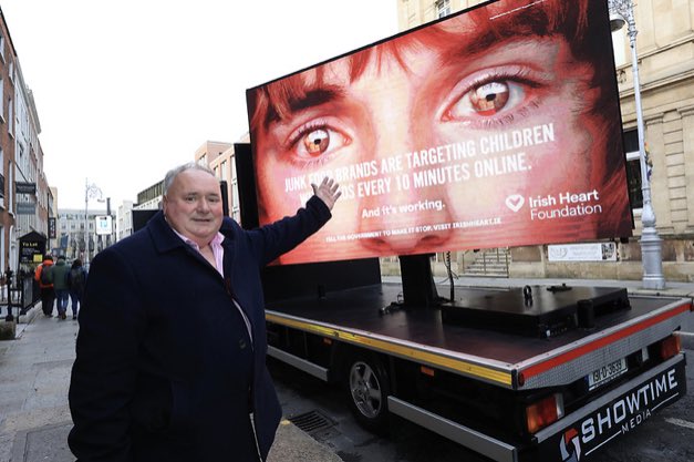 SenatorEMurphy's tweet photo. Junk food brands are targeting children &amp; it's working. 1 in 20 of this generation of children will die early from the effects of being overweight #StopTargetingKids
I support @Irishheart_ie’s campaign to stop companies targeting kids. Sign their petition: https://t.co/QrO43KAvv8 https://t.co/XOPMwAtCYO